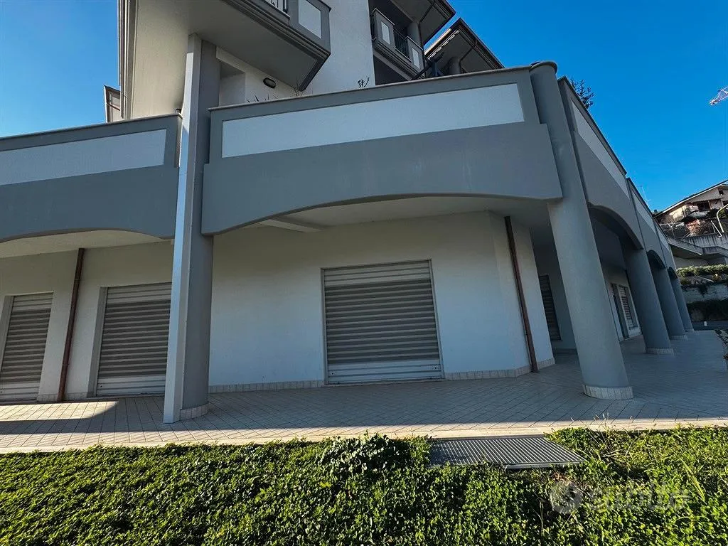 Välivaade - New Commercial Space in Palestrina