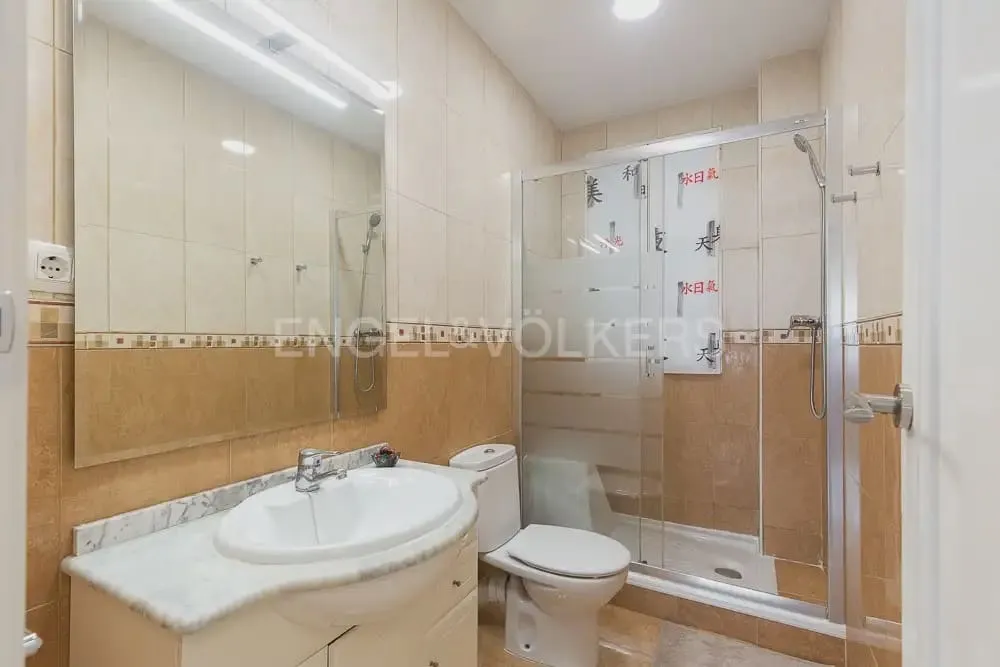 Bagni - Spacious Flat with High Ceilings in El Botànic