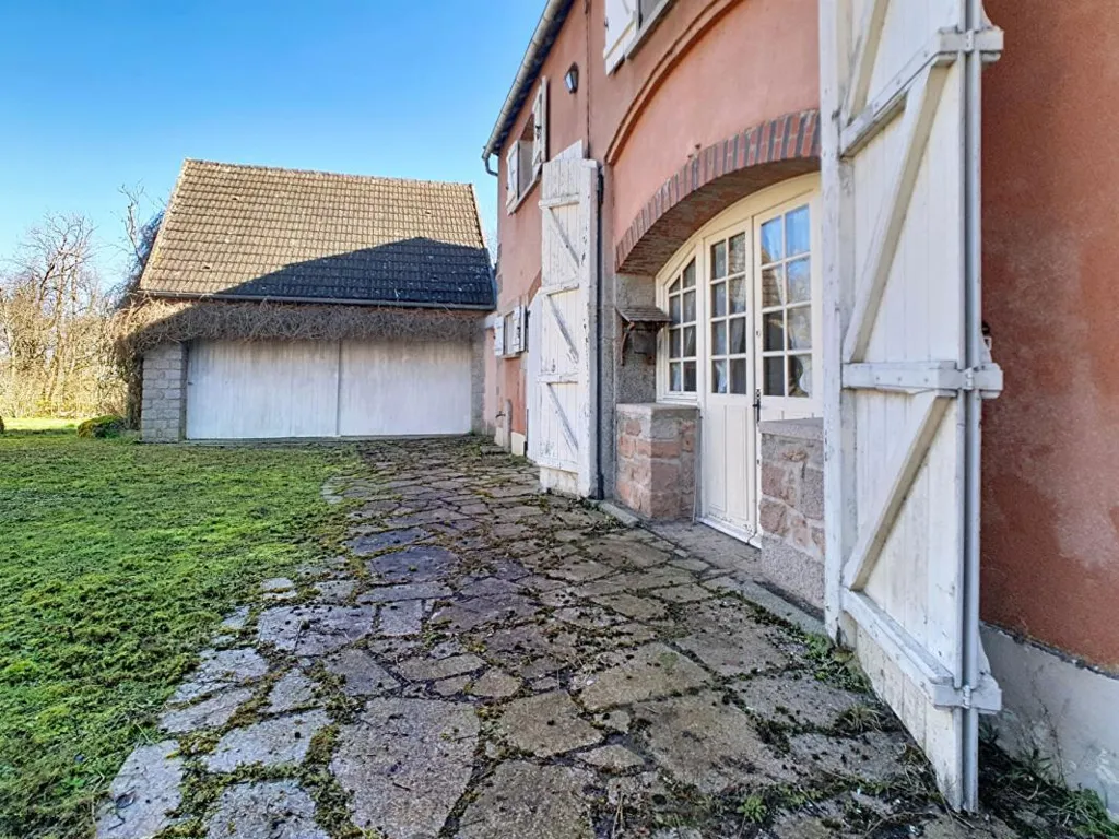 Giardino - Spacious House with Dependencies in La Roche-en-Brenil