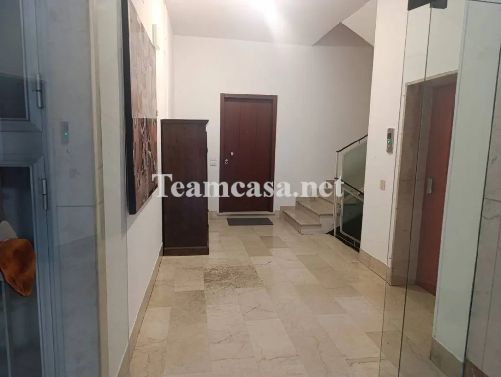 Ingresso - Spacious Apartment with Balcony in Pesaro Centre
