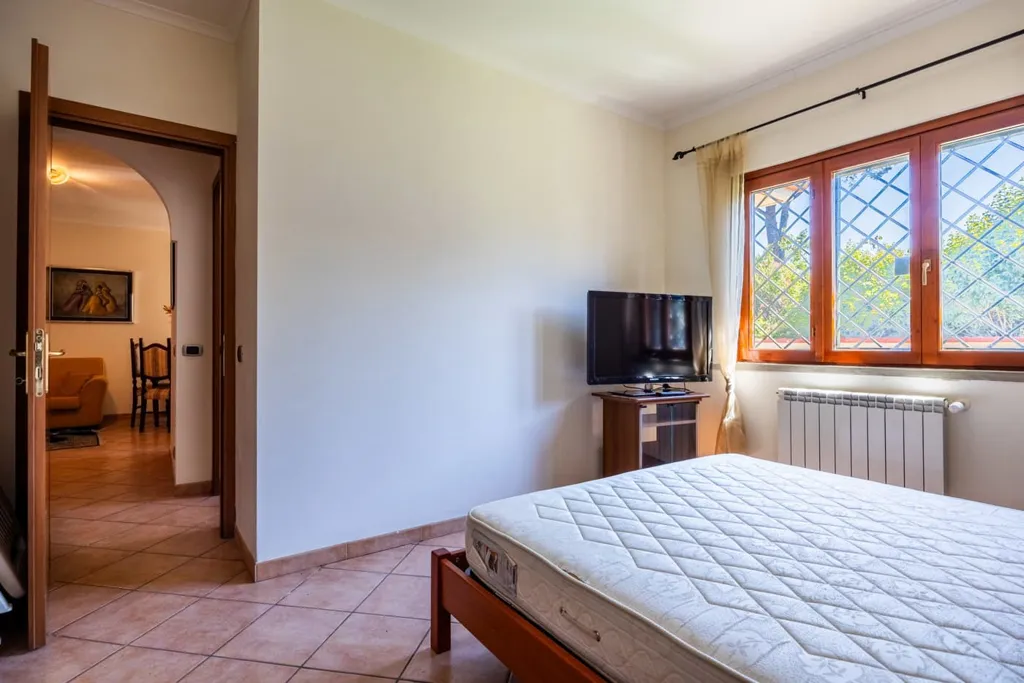 Magamistoad - Single-Family Villa with Garden in Ardea