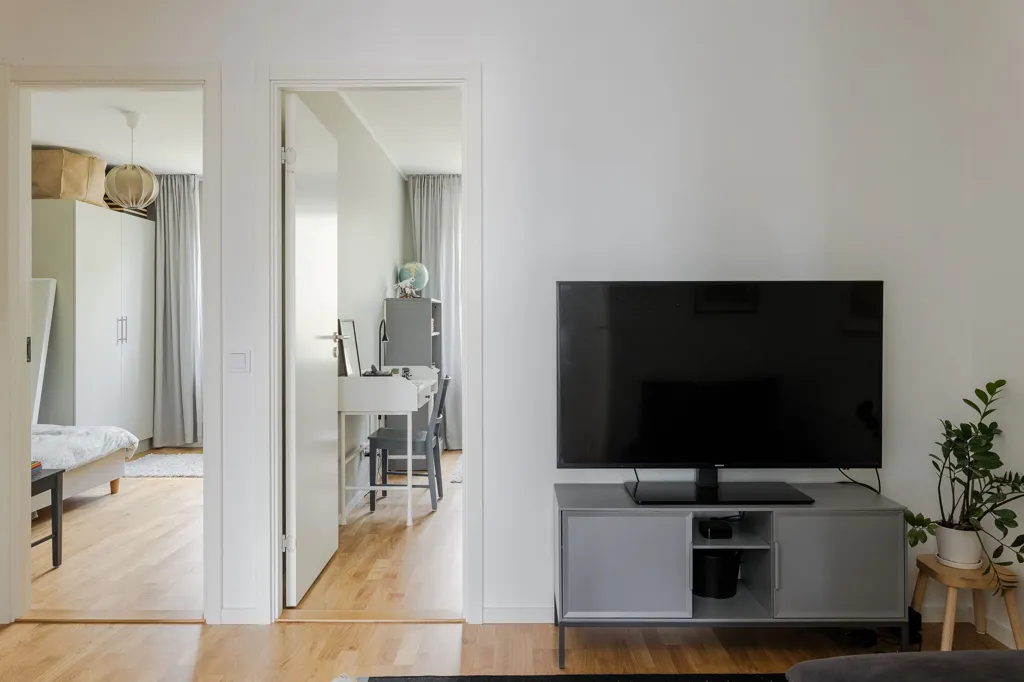 Elutuba - Family-Friendly Apartment with Garden in Bredvik