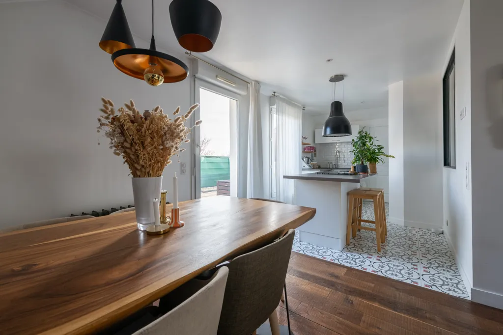 Söögituba - Duplex with Panoramic Terrace in Longjumeau