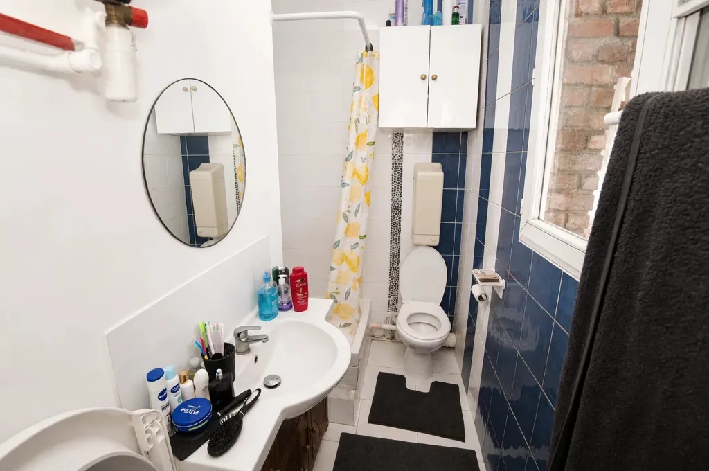 Salles de bain - Appartement F2 dans Emplacement Recherché