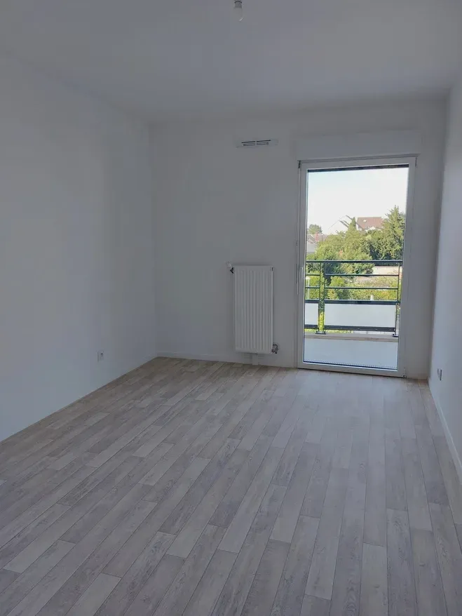 Toad - New Flat with Balcony in Orléans