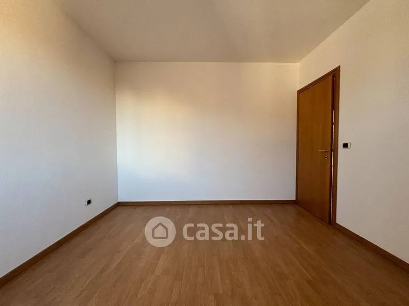 Pièces - Rearranged Triplex in Centre of Valfenera