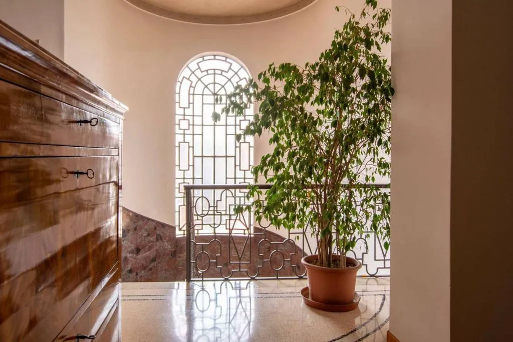 Hallway - 1920s Villa with Garden in Vigevano Centre