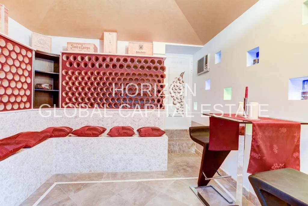 Toad - Luxury Villa with Sea View in Bendinat