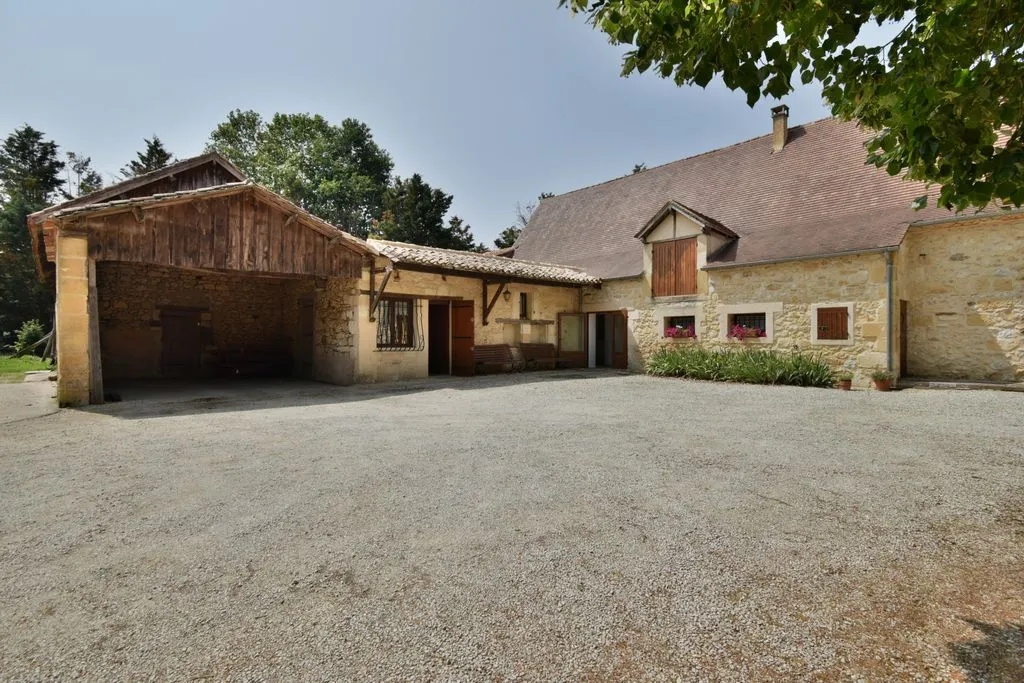 Aed - Luxury Longère with Expansive Land near Bergerac