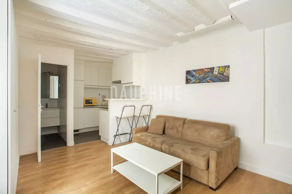 Elutuba - Studio with Open Kitchen in Odéon Centre