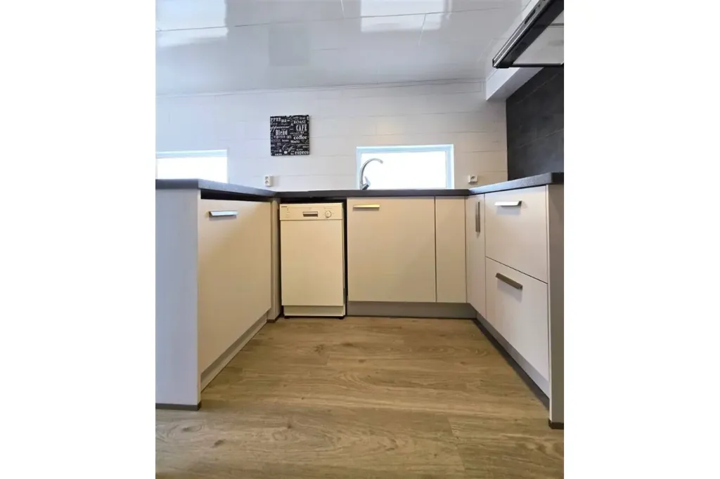 Cuisine - Bungalow avec Jardin et Terrasses à Somme-Leuze