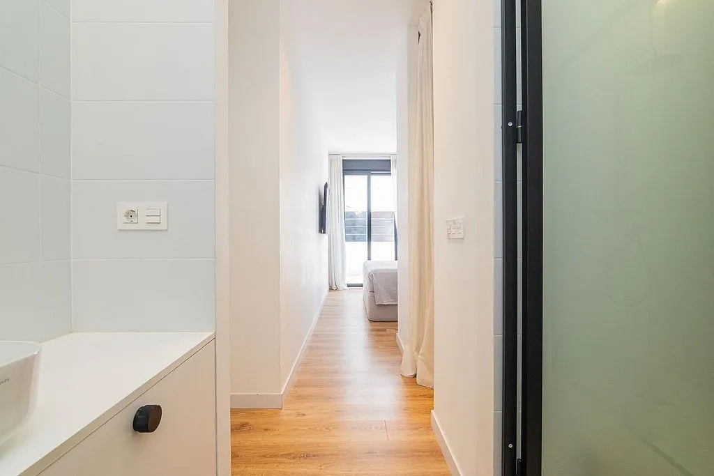 Bathrooms - Semi-New Flat with Pool in El Travaló, Elche