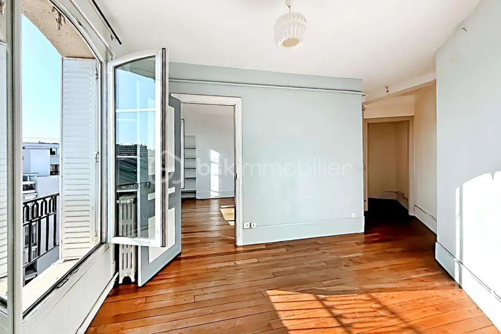 Pièces - Appartement ensoleillé avec Vue Dégagee à Malakoff