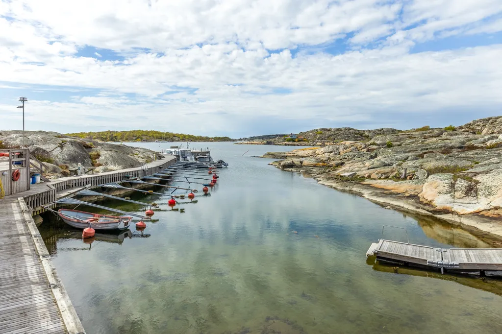 Extérieur - Seaside Plot with Garage in Nötö