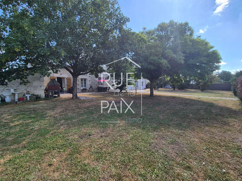Jardin - Longère avec Jardin à Beuxes, Proche de Chinon