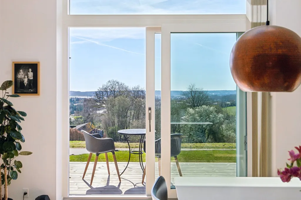 Salle à manger - Year-Round Plot with 5G Coverage in Aabenraa