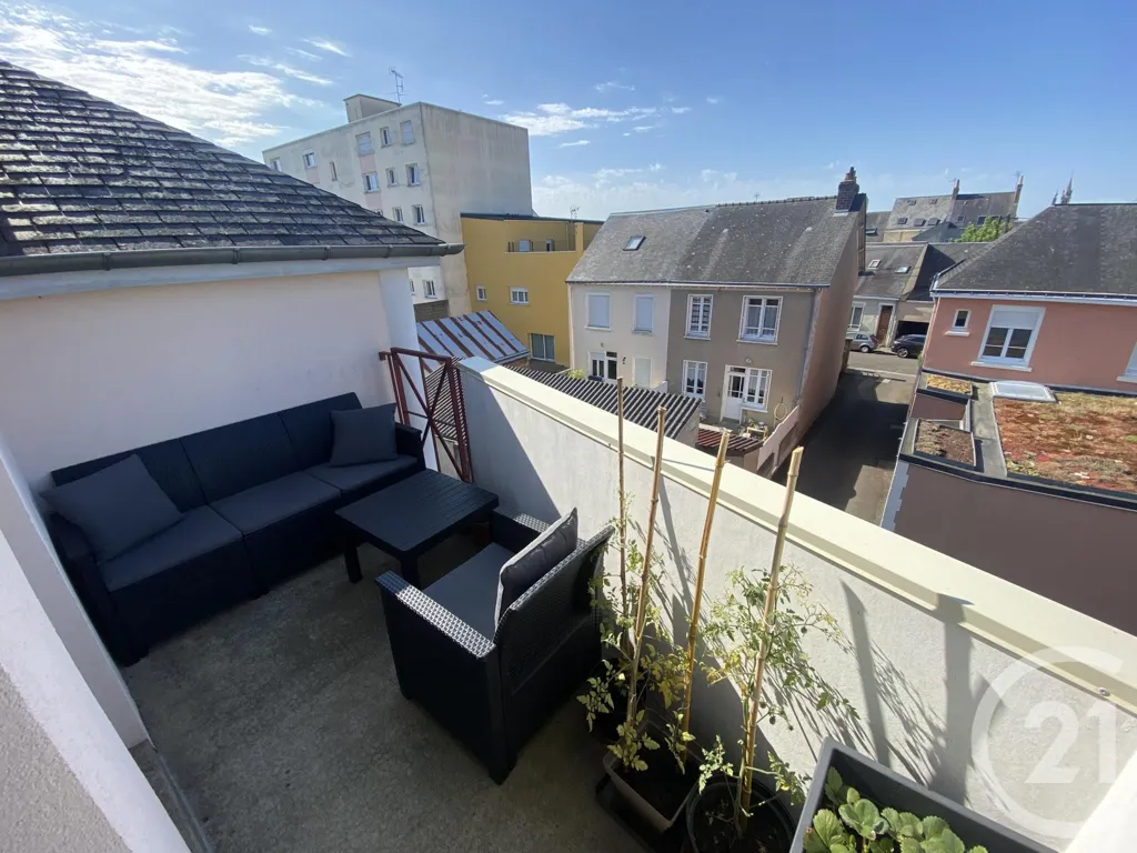 Balcony - 3-Piece Flat with Balcony in Le Mans