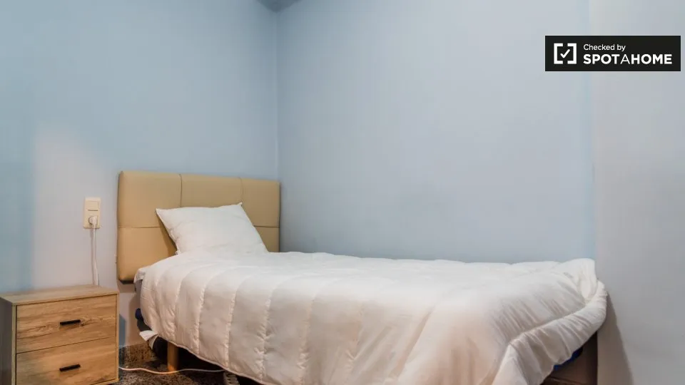 Magamistoad - Shared Flat with Balcony in Aiora, Valencia