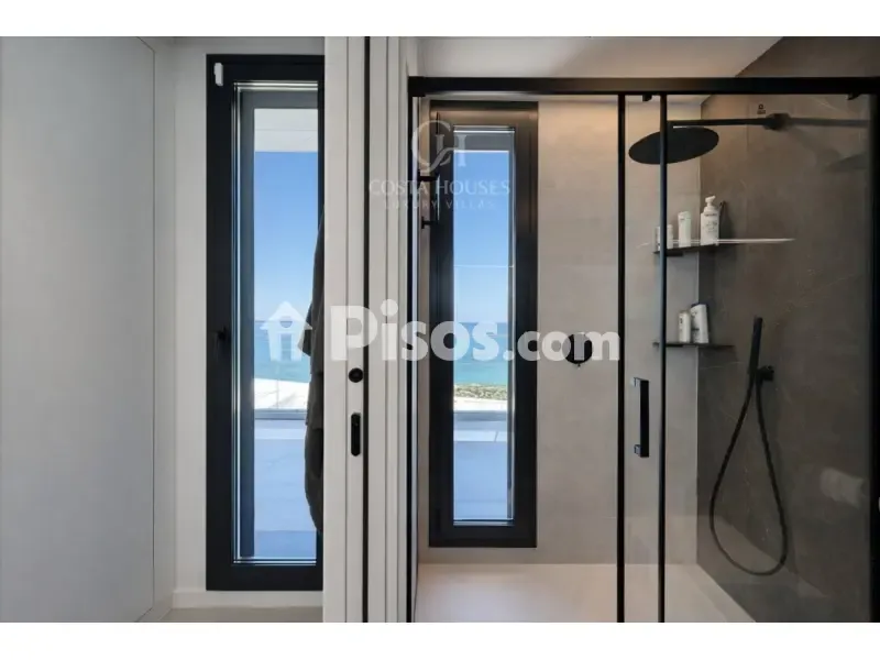 Vannitoad - Duplex Penthouse with Sea View in Denia
