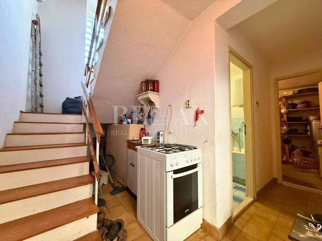 Cucina - Historic House with Garden in Bribir