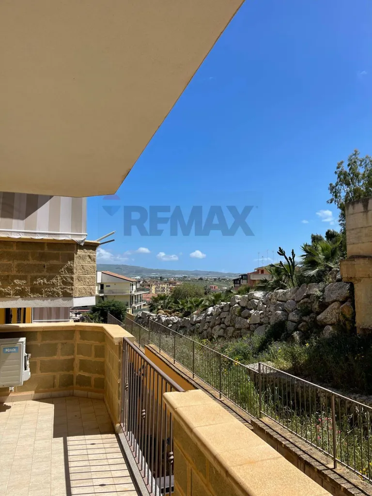 Balcone - Spacious Apartment with Balcony in Agrigento