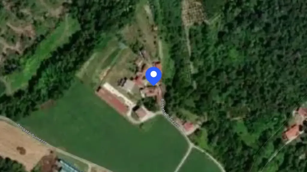 Vista aerea - Agricultural Estate with Stables in Prunetto