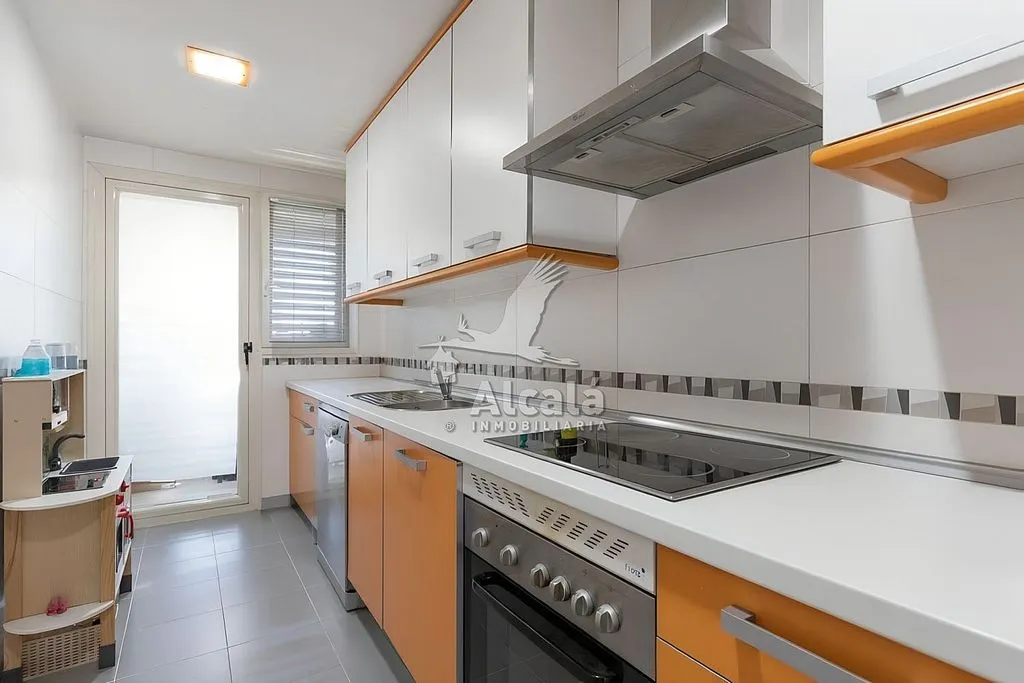 Köök - Apartment with Pool in El Olivar, Alcalá de Henares