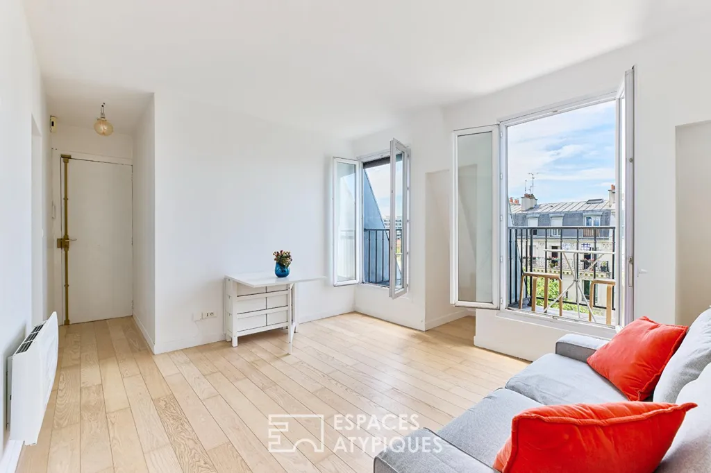 Elutuba - Bright 2-Bed Flat with Balconets in Charonne