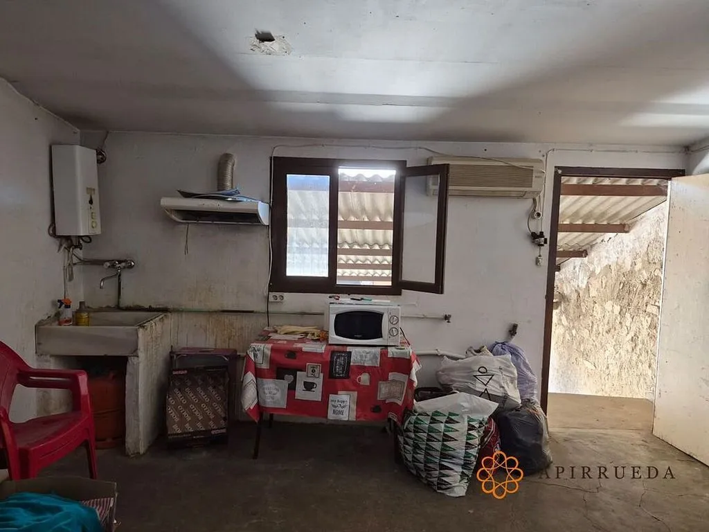 Cuisine - Traditional Chalet with Balcón in Alborge