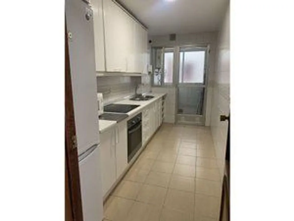 Cuisine - Furnished Flat with Balcony in Granada