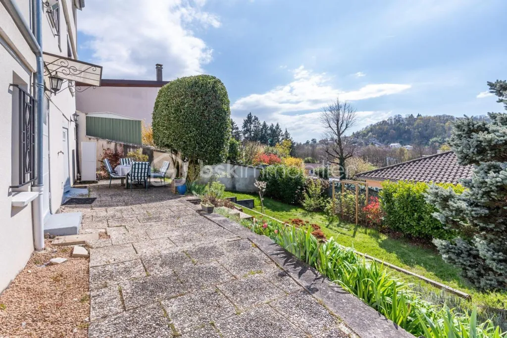 Garden - Charming House with Garden in Dagneux