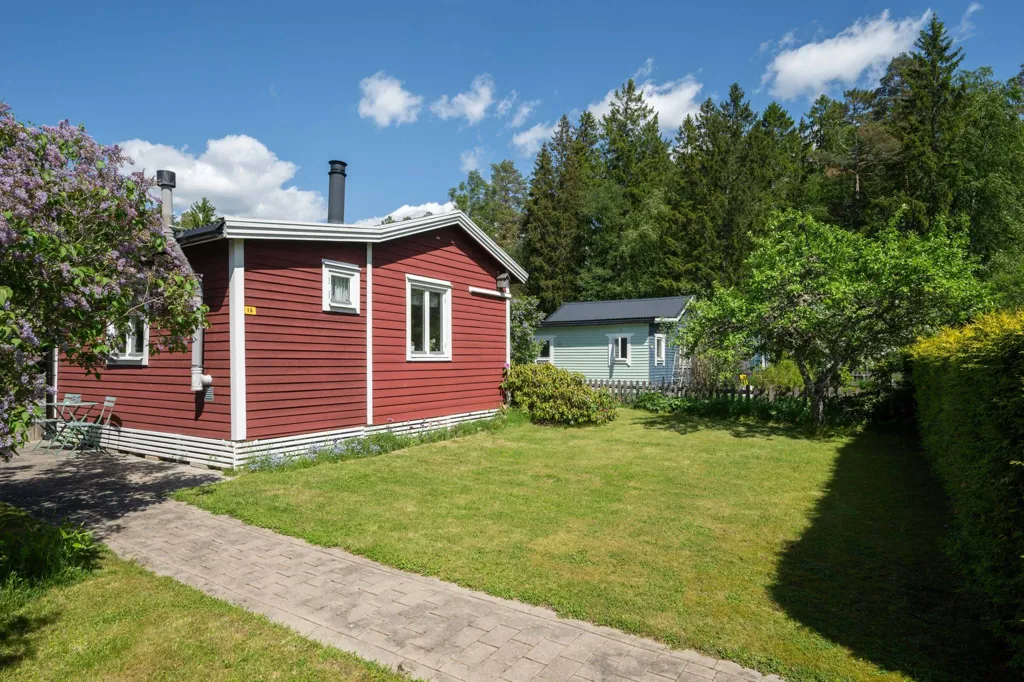 2-toaline maja asukohas Södertälje kommun
