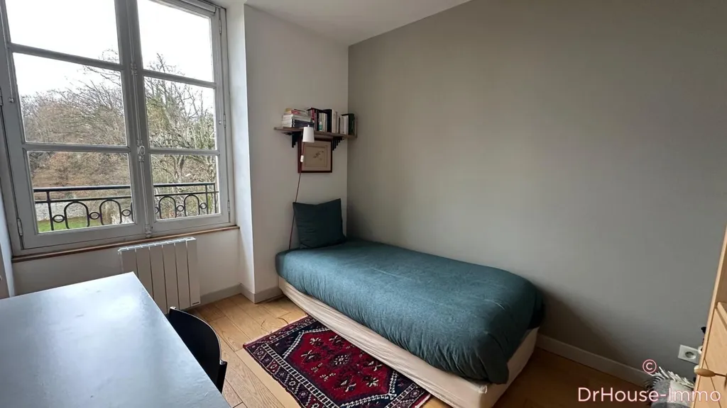 Chambres - Duplex dans Château Historique à Limay