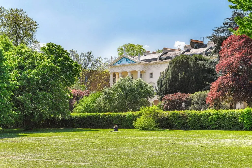 6 magamistoaga kinnisvara asukohas London