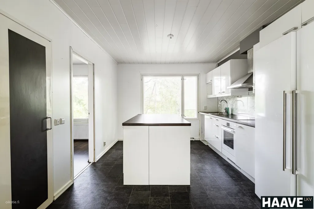 Köök - 1971 Detached House with Sauna in Tuorsniemi