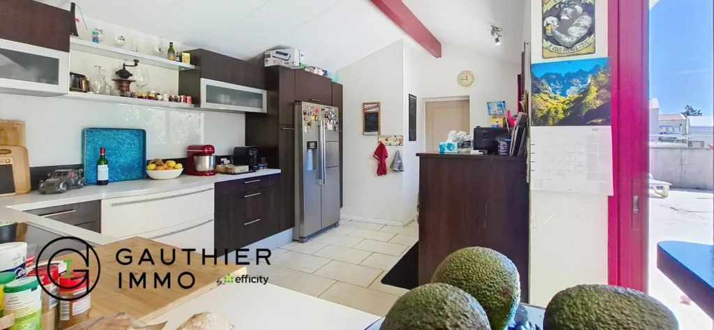 Cuisine - Villa avec Piscine et Jardin à Gujan-Mestras