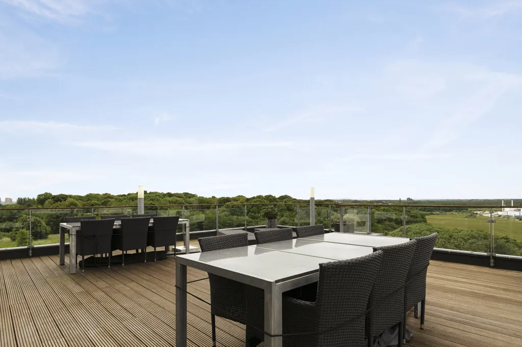 Terrasse - Apartment with Balcony in Aarhus N