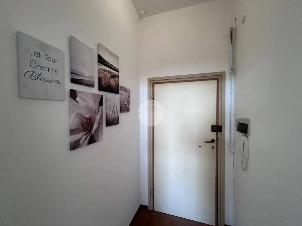 hallway_entrance
