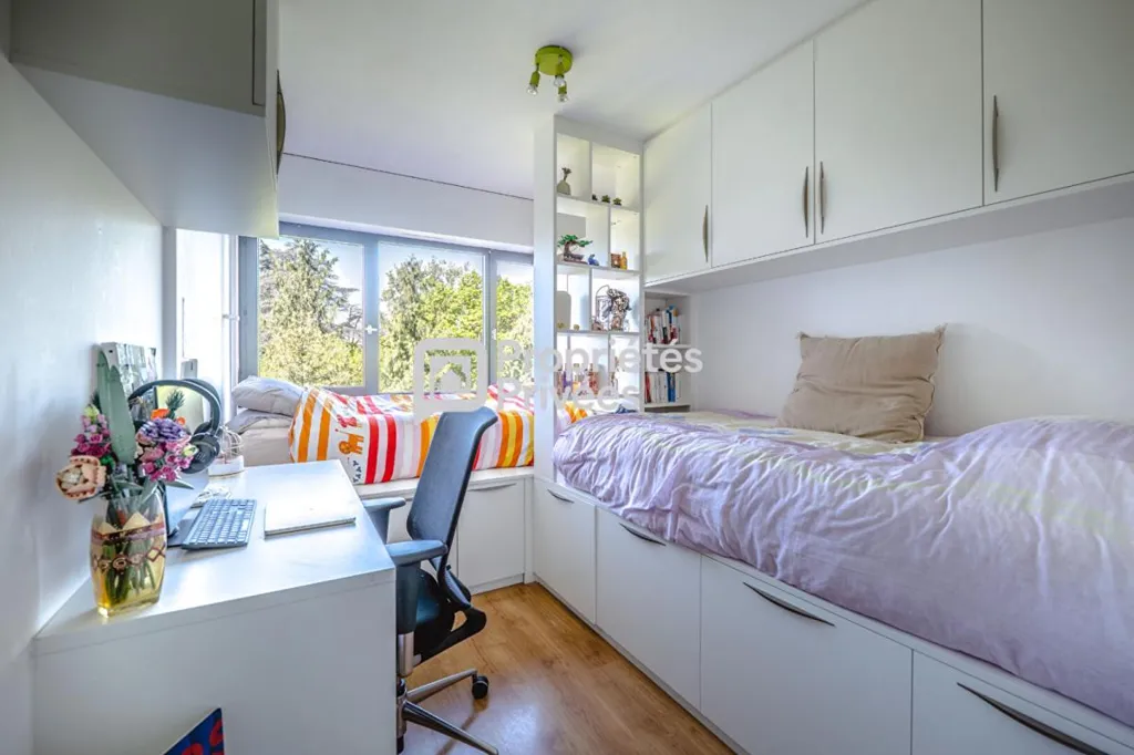 Chambres - Appartement 3 Pièces avec Balcon à Villejuif