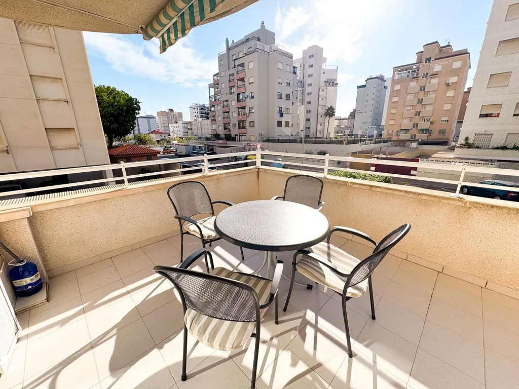Rõdu - Luxury Apartment with Pool in Gandia