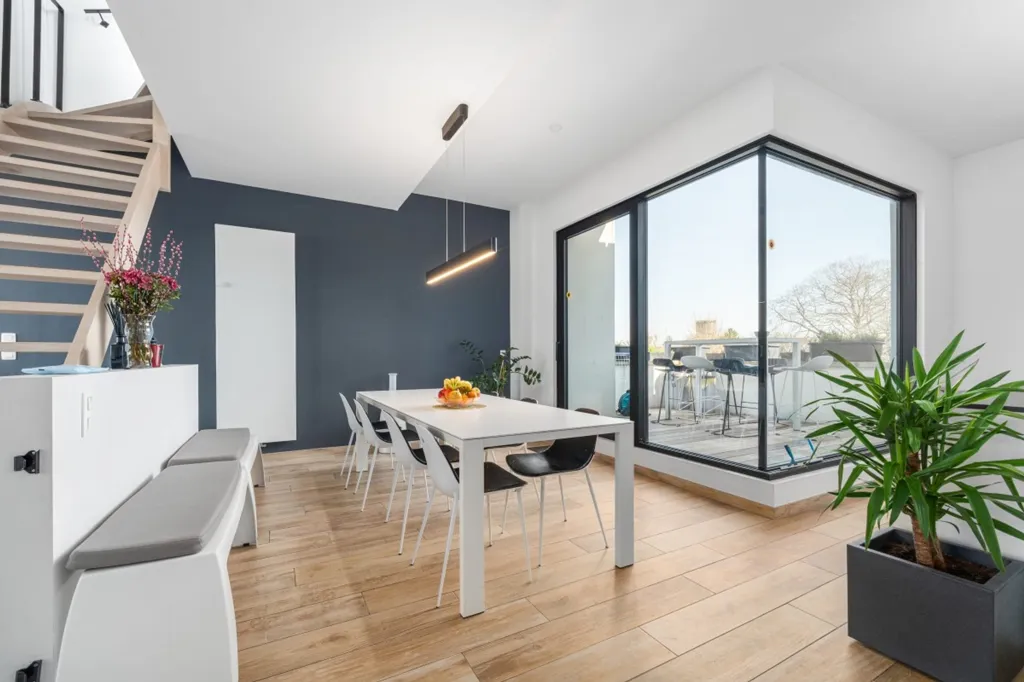 Salle à manger - Appartement Rénové avec Terrasses au Centre de Dendermonde