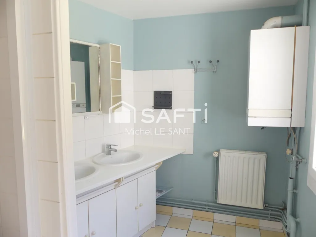 Vannitoad - Charming Townhouse with Garden in Bury