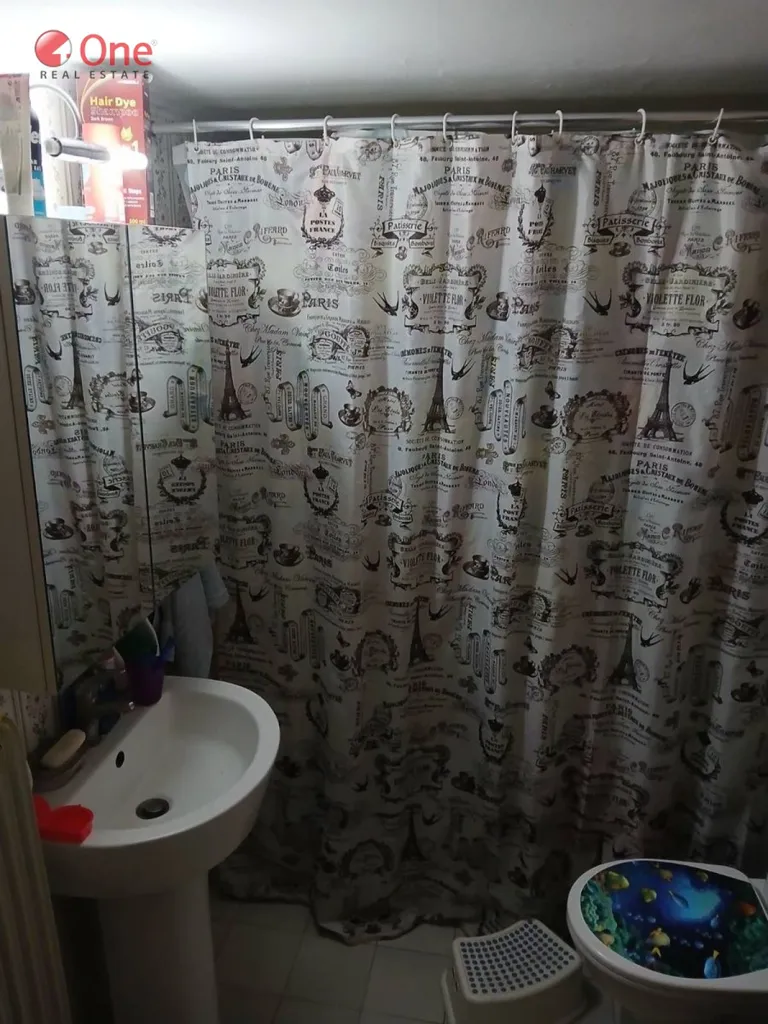 Bathrooms - Apartment with Double Glass in Kalithea, Athens