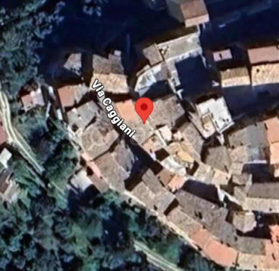 Two-Level Apartment with Fireplace in Frasso Sabino