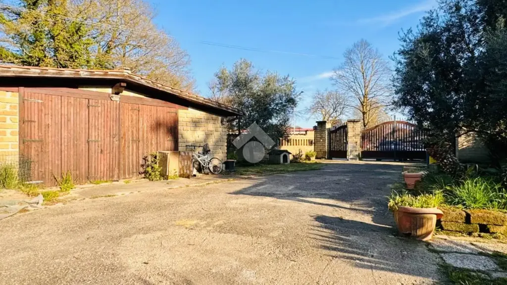 Välivaade - Villa with Private Garden in Bracciano