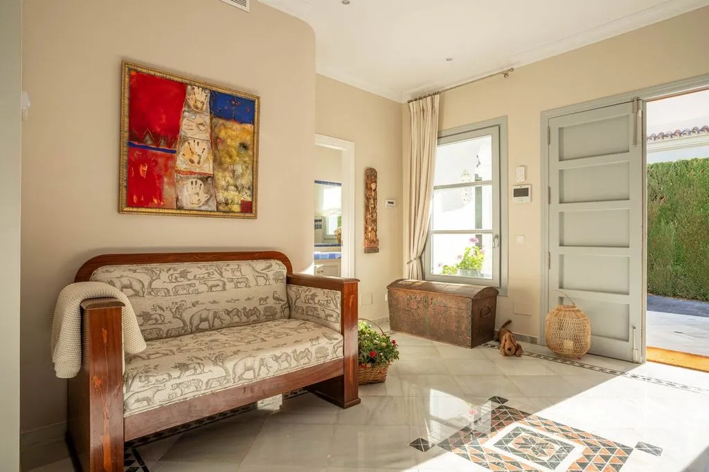 Elutuba - Detached House with Pool in Sierra Blanca, Marbella
