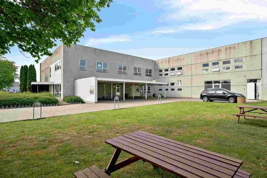 Välivaade - Commercial Space with Kitchen and Storage in Skovlunde