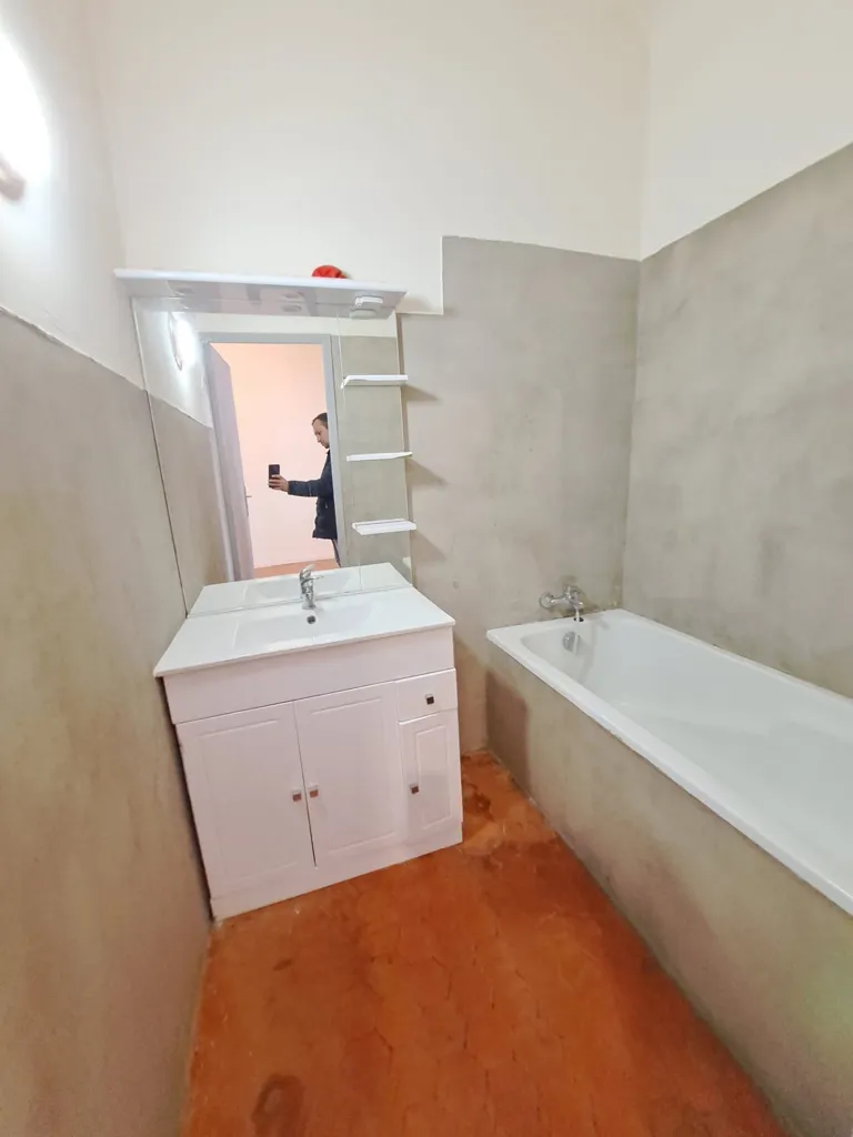 Appartement 2 pièces à Marseille 5e
