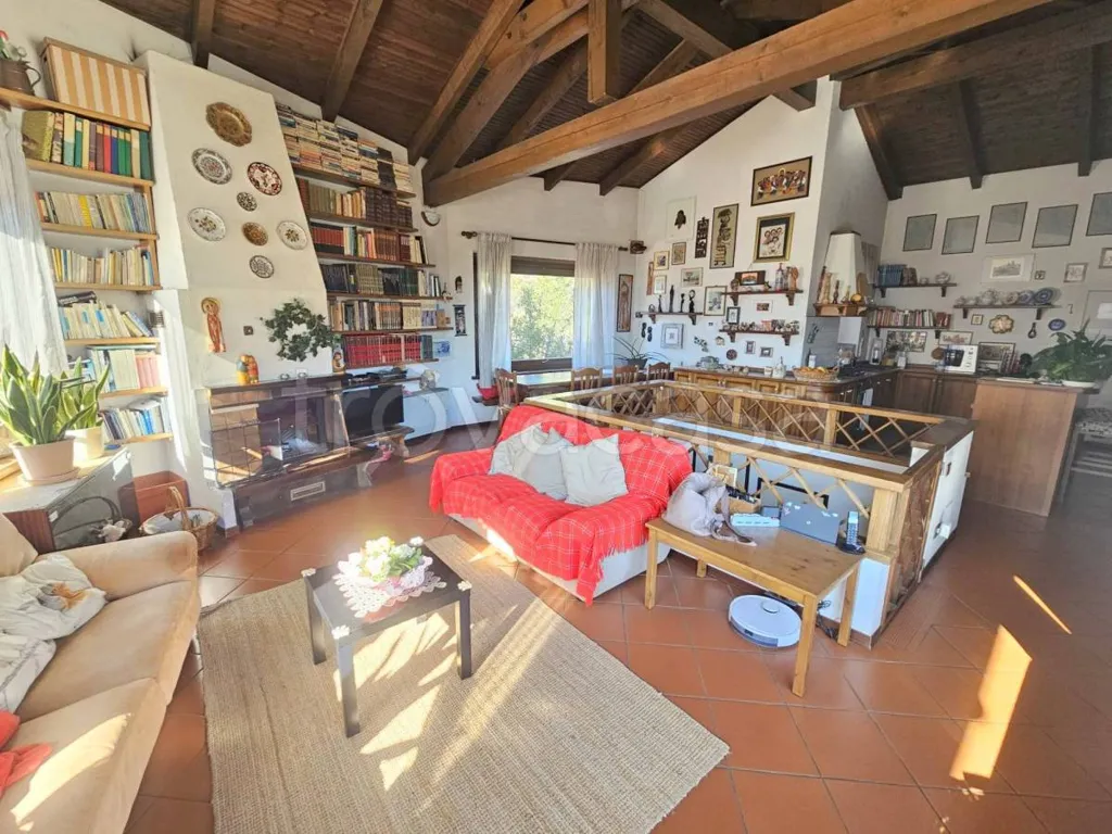 Soggiorno - Villa with Panoramic Views in Condove