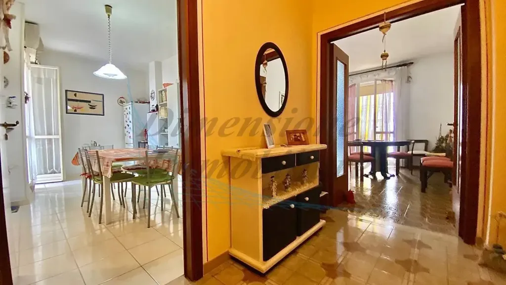 Salle à manger - Apartment with Sea View in Cecina